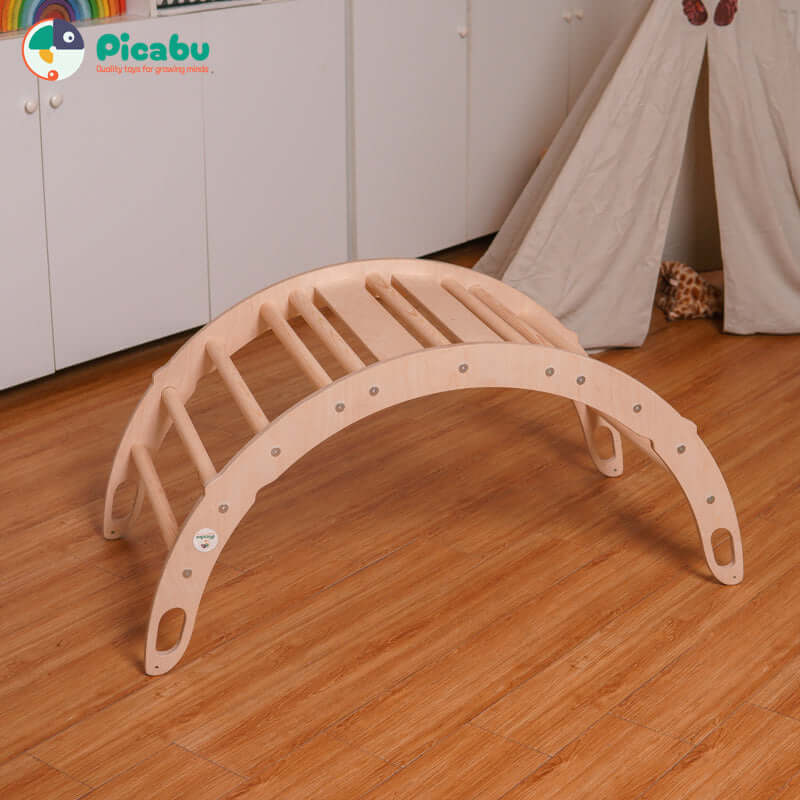 Kletterbogen / Wippe mit Kissen & Auflage (Multiuse) von Picabu - Picabu - Kletterbogen / Wippe mit Kissen & Auflage (Multiuse) von Picabu - picabu.ch - Arch_L_natural_01 -