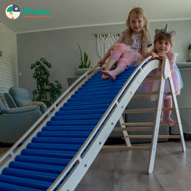 Wellen - Rollrutsche + Pikler Kletterdreieck XL von Picabu - Picabu - Wellen - Rollrutsche + Pikler Kletterdreieck XL von Picabu - picabu.ch - Slide_W_Set_01 -